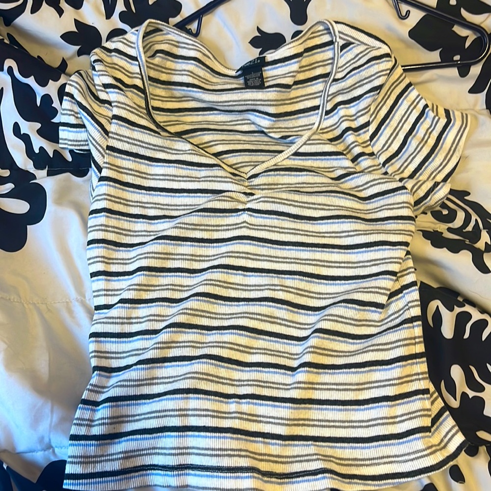 White,blue, and grey striped crop top, size Large, Rue 21